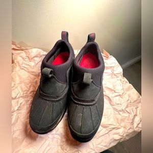 LL Bean Storm Chaser Black Leather Slip On Duck Boots 7M Waterproof TEK 2.5